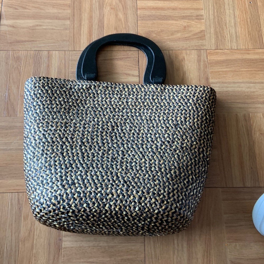 Wheat Straw Bag Wood Handles Black & Tan Handbag
